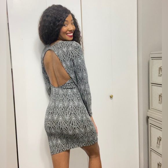 Glittery bodycon dress - Picture 2 of 6